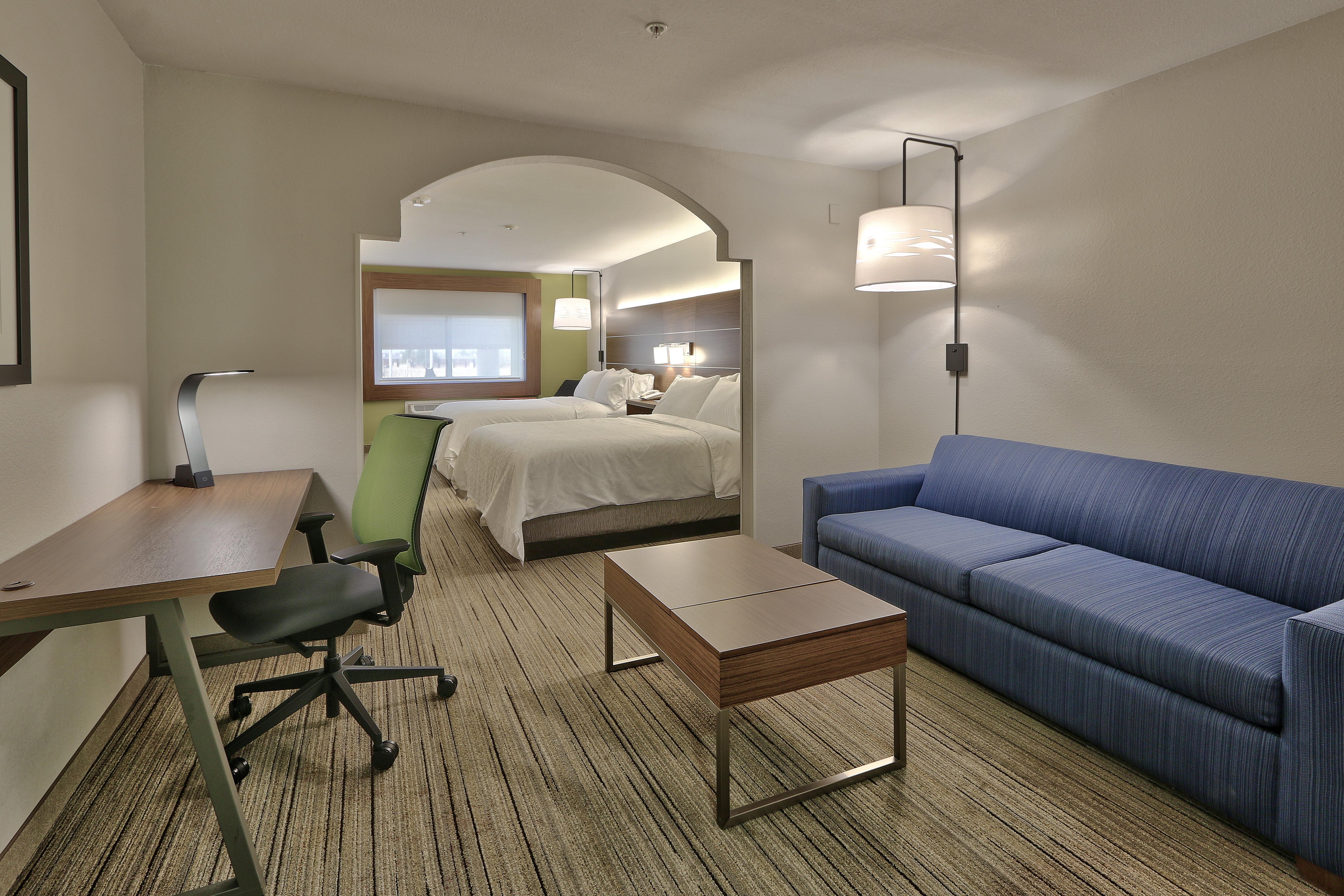 Holiday Inn Express & Suites Portales By Ihg Екстериор снимка