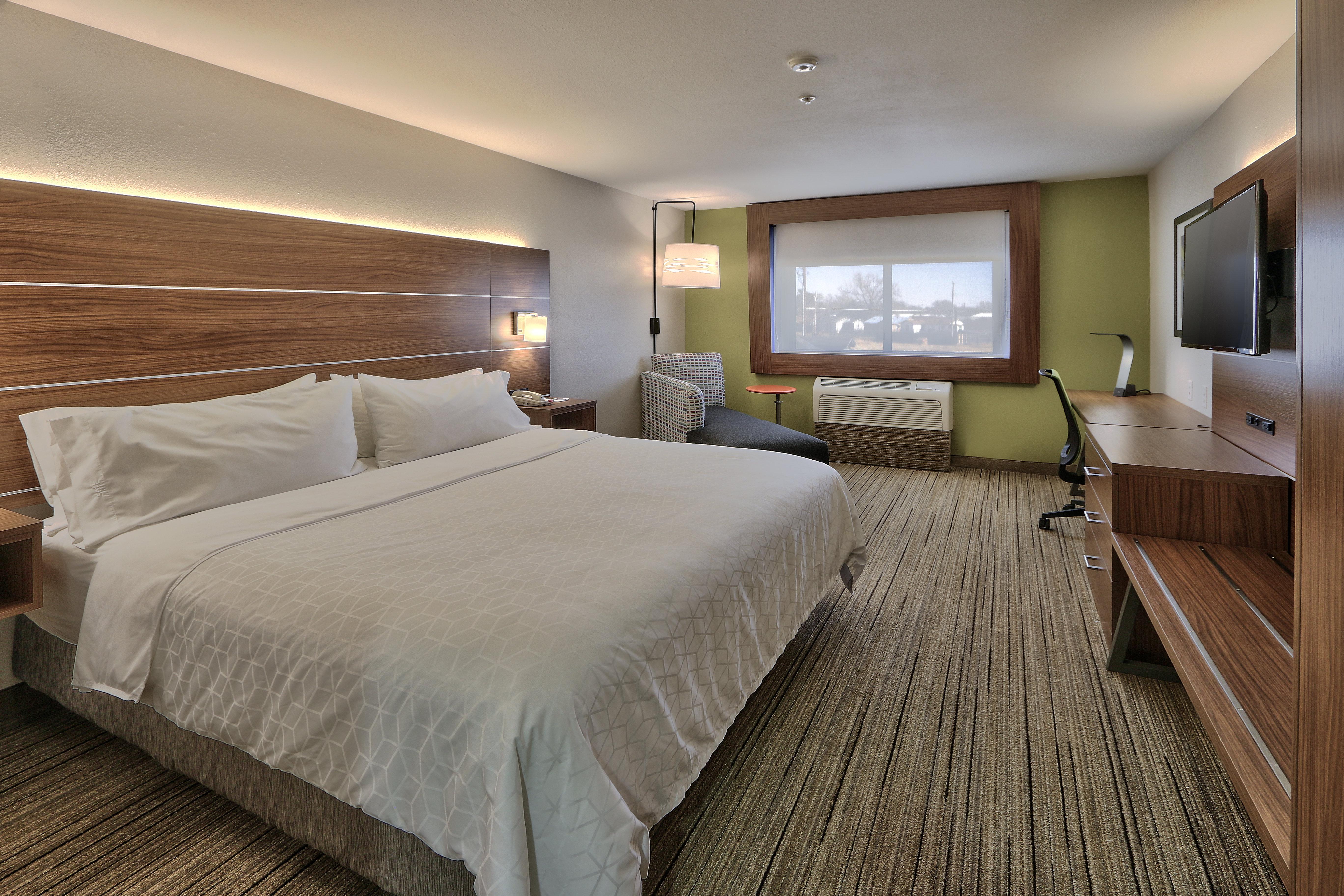 Holiday Inn Express & Suites Portales By Ihg Екстериор снимка