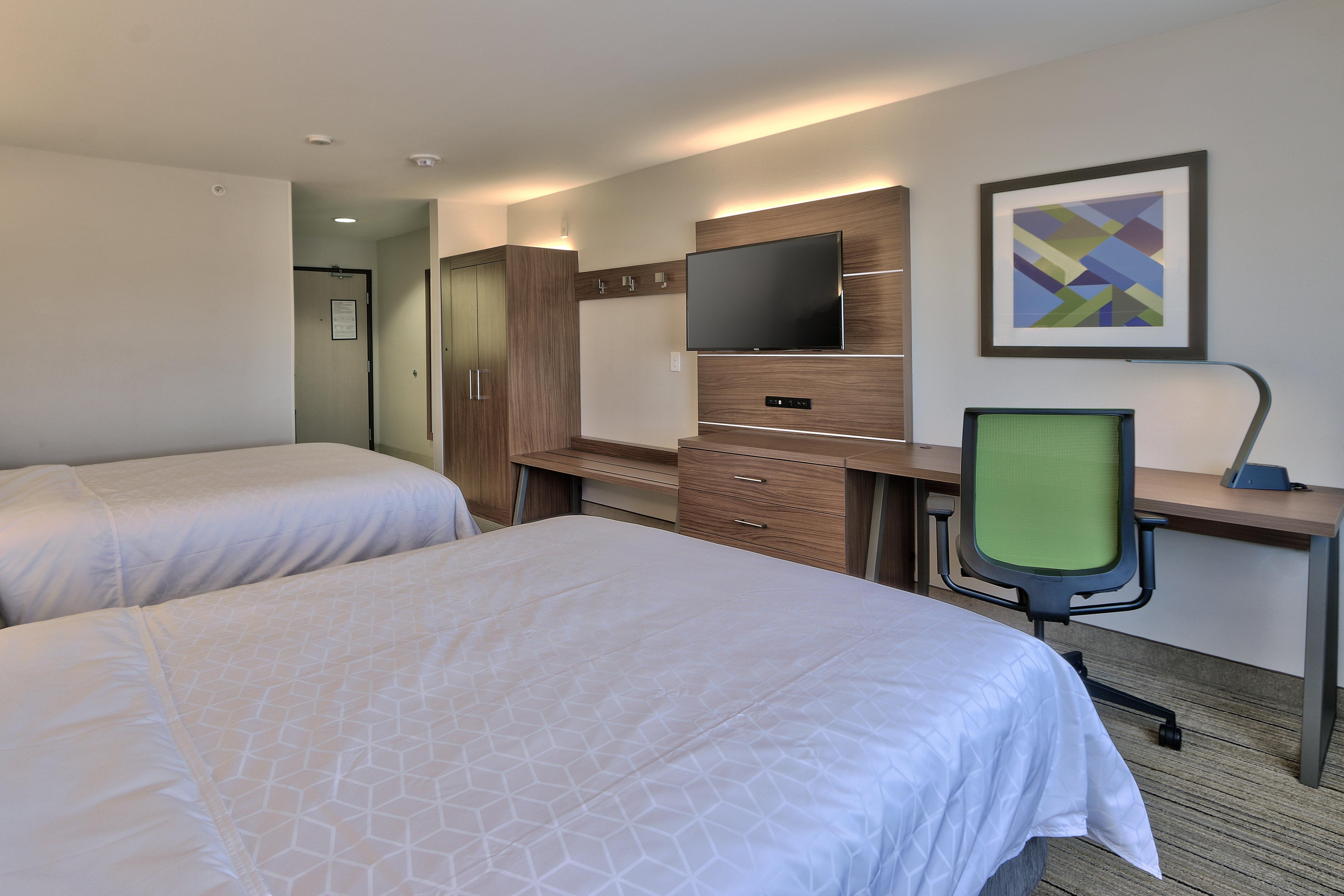Holiday Inn Express & Suites Portales By Ihg Екстериор снимка