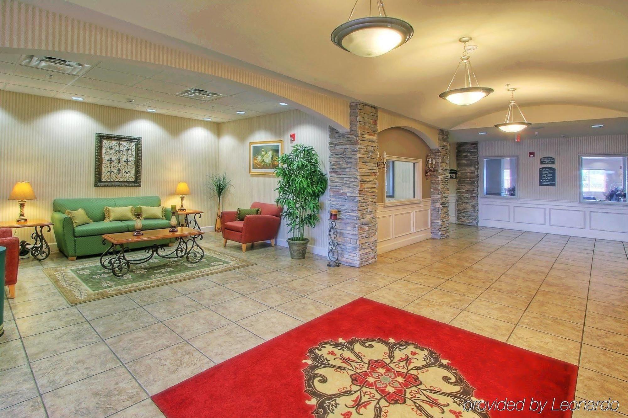 Holiday Inn Express & Suites Portales By Ihg Екстериор снимка
