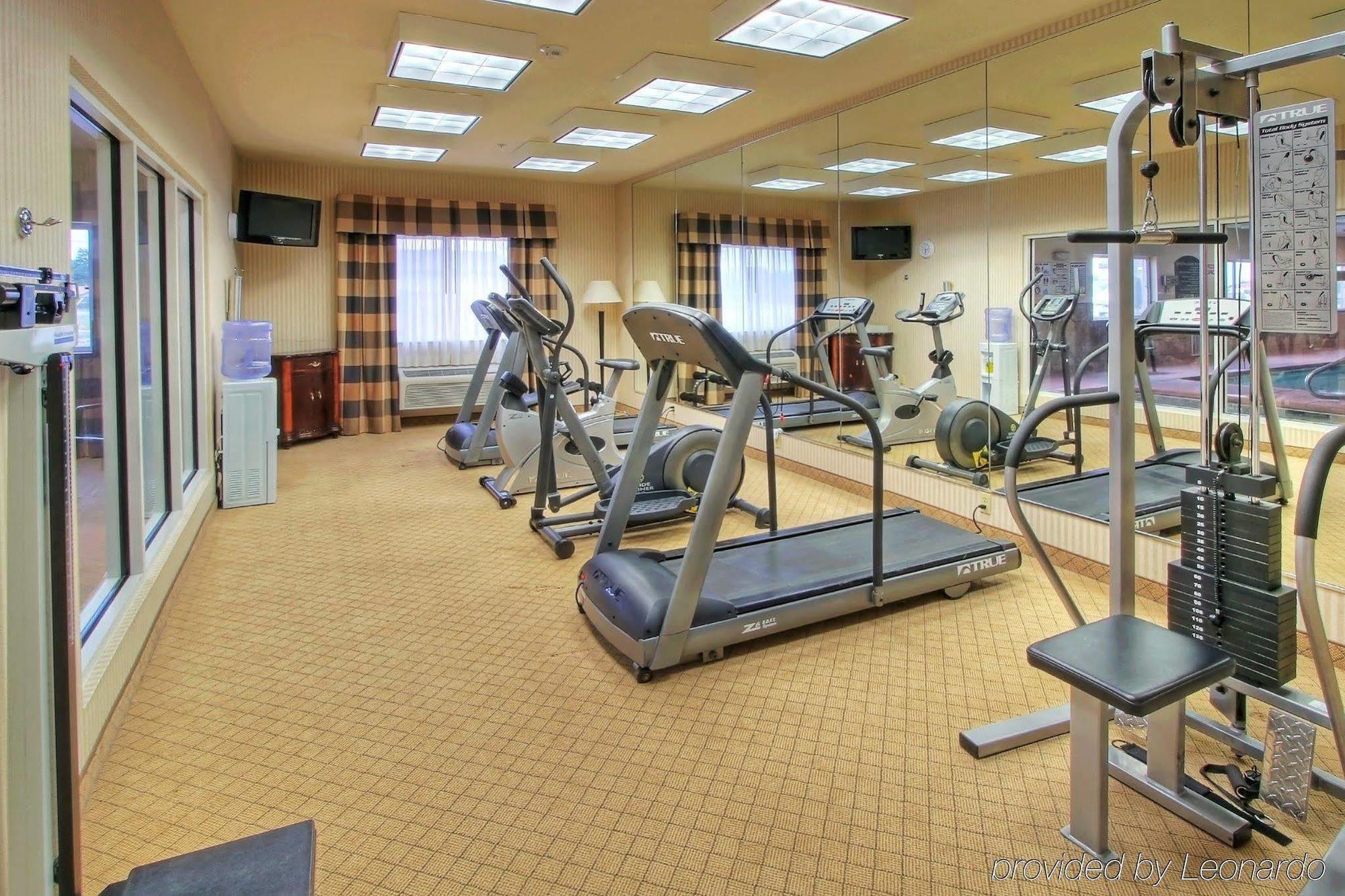 Holiday Inn Express & Suites Portales By Ihg Екстериор снимка